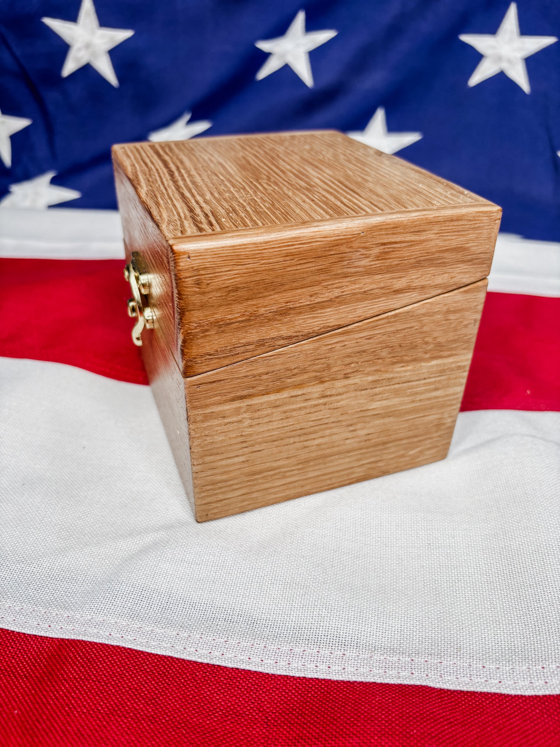 CUSTOMIZABLE MILITARY GIFT BOXES