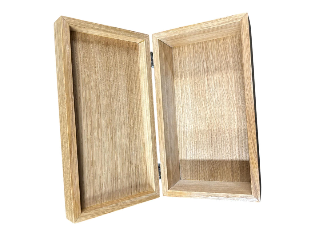 HINGED CUSTOM FLAG BOX