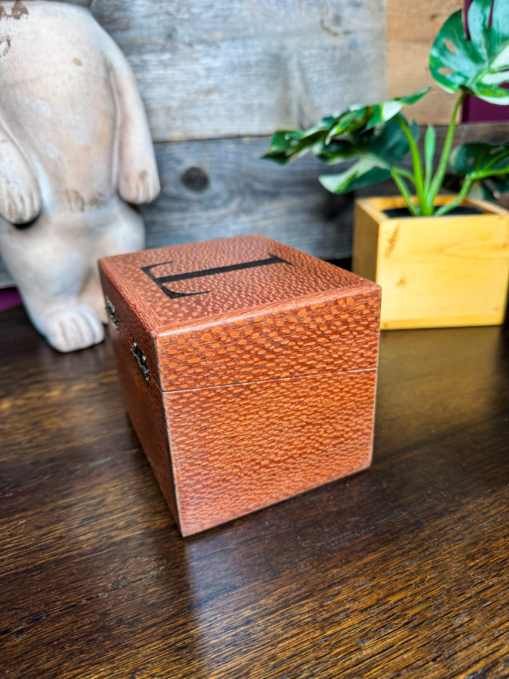 CUSTOM WATCH BOXES