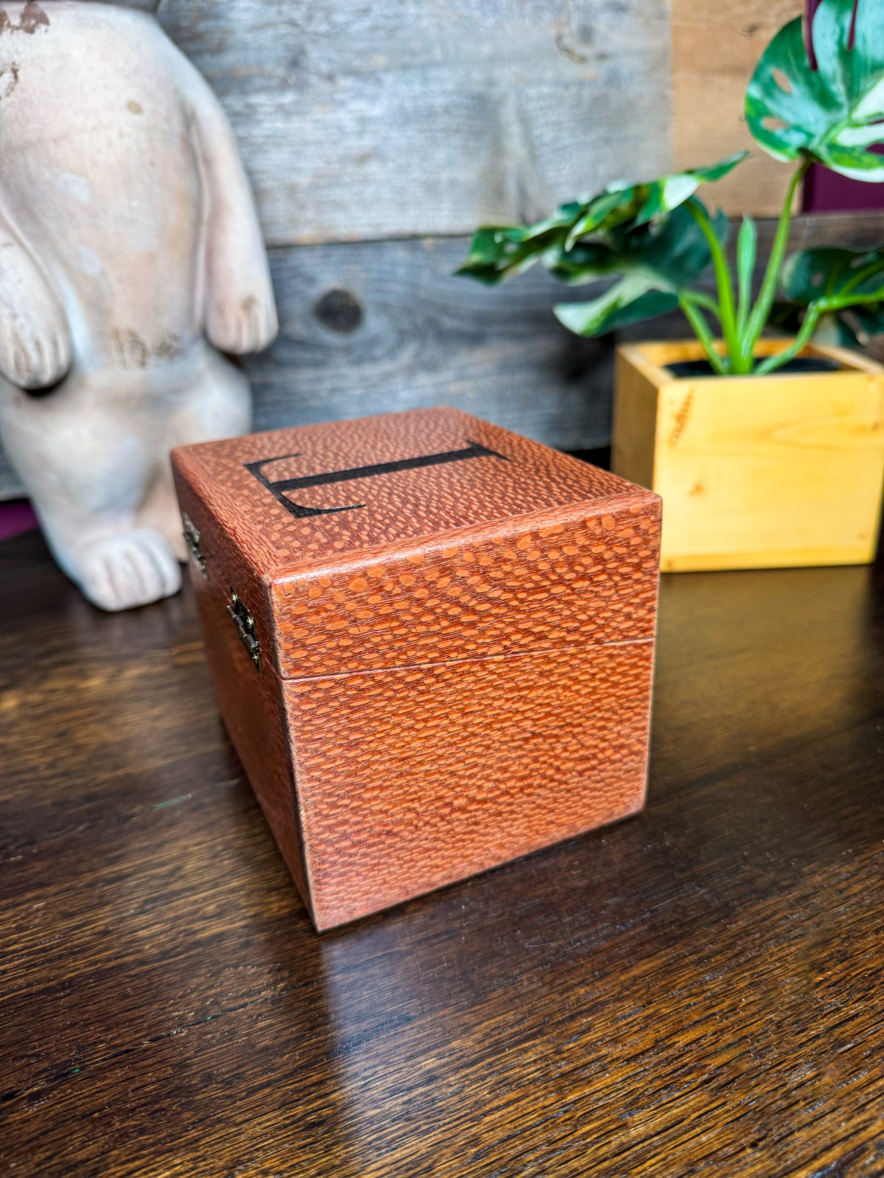 CUSTOM WATCH BOXES
