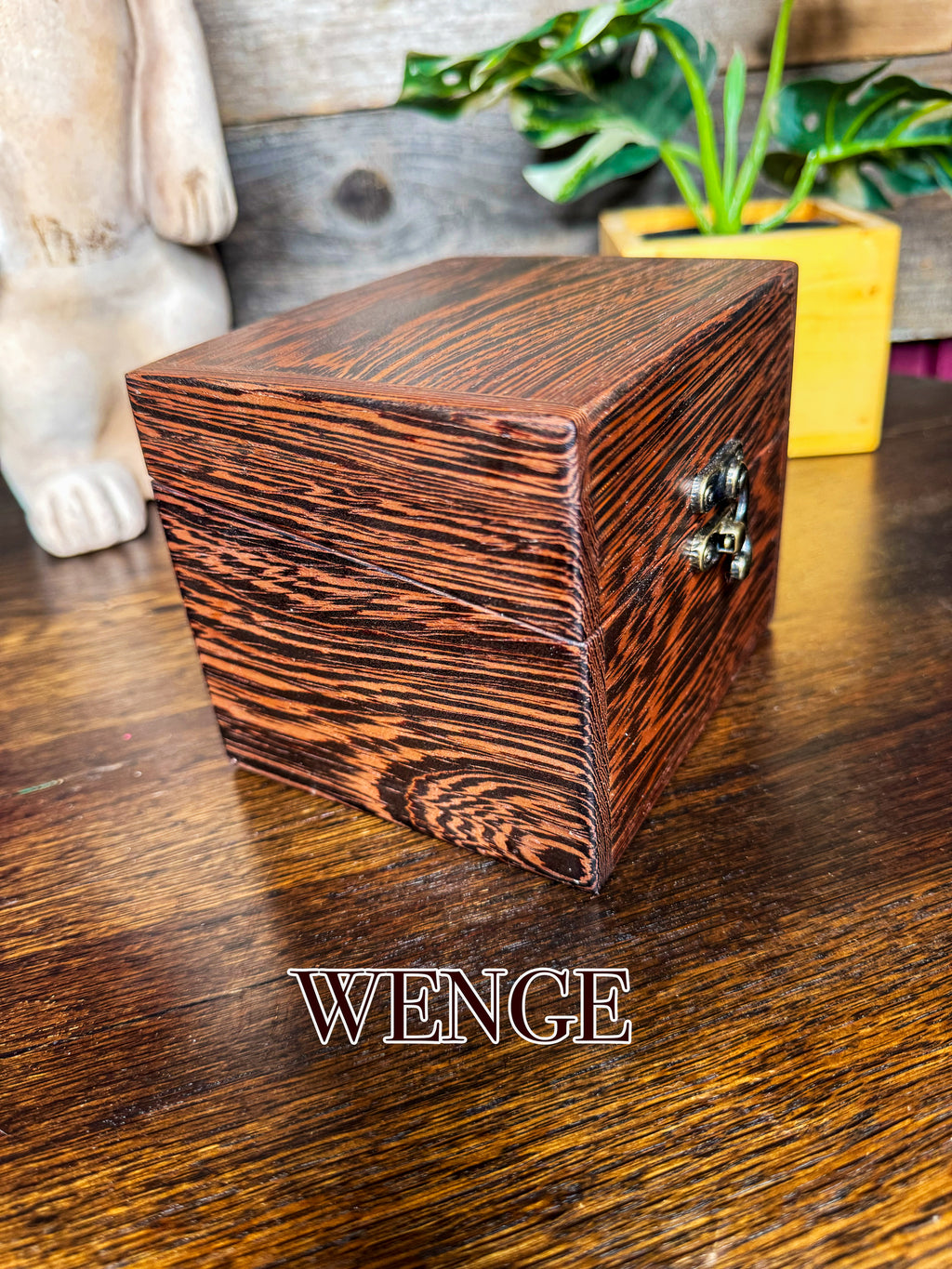 CUSTOM WATCH BOXES